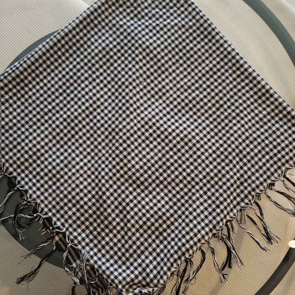 Scarf - Picture 5 of 6